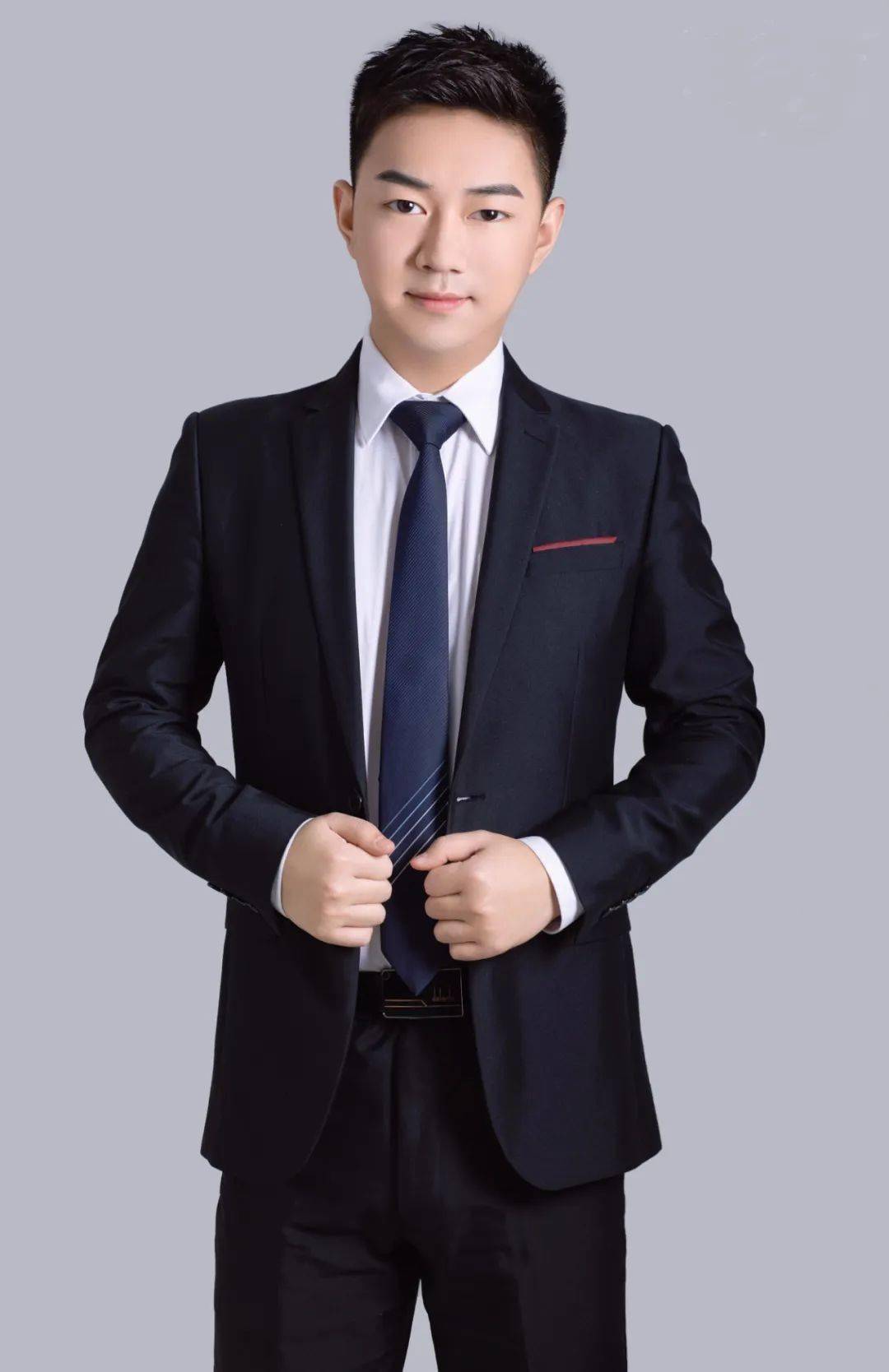 蒋晓宇 灯光与摄影艺术负责人